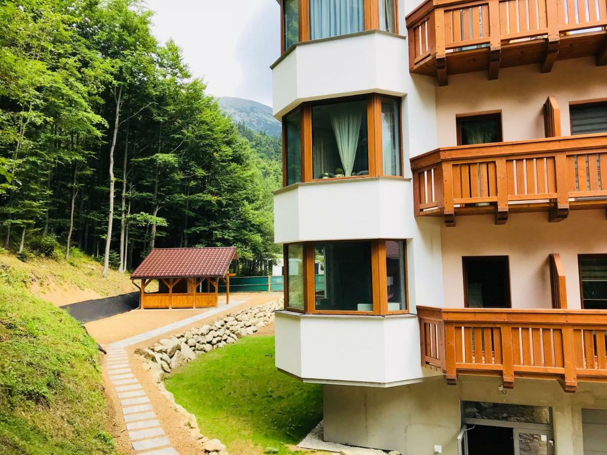Apartman 16 Romantika Chopok Juh Тале Екстериор снимка